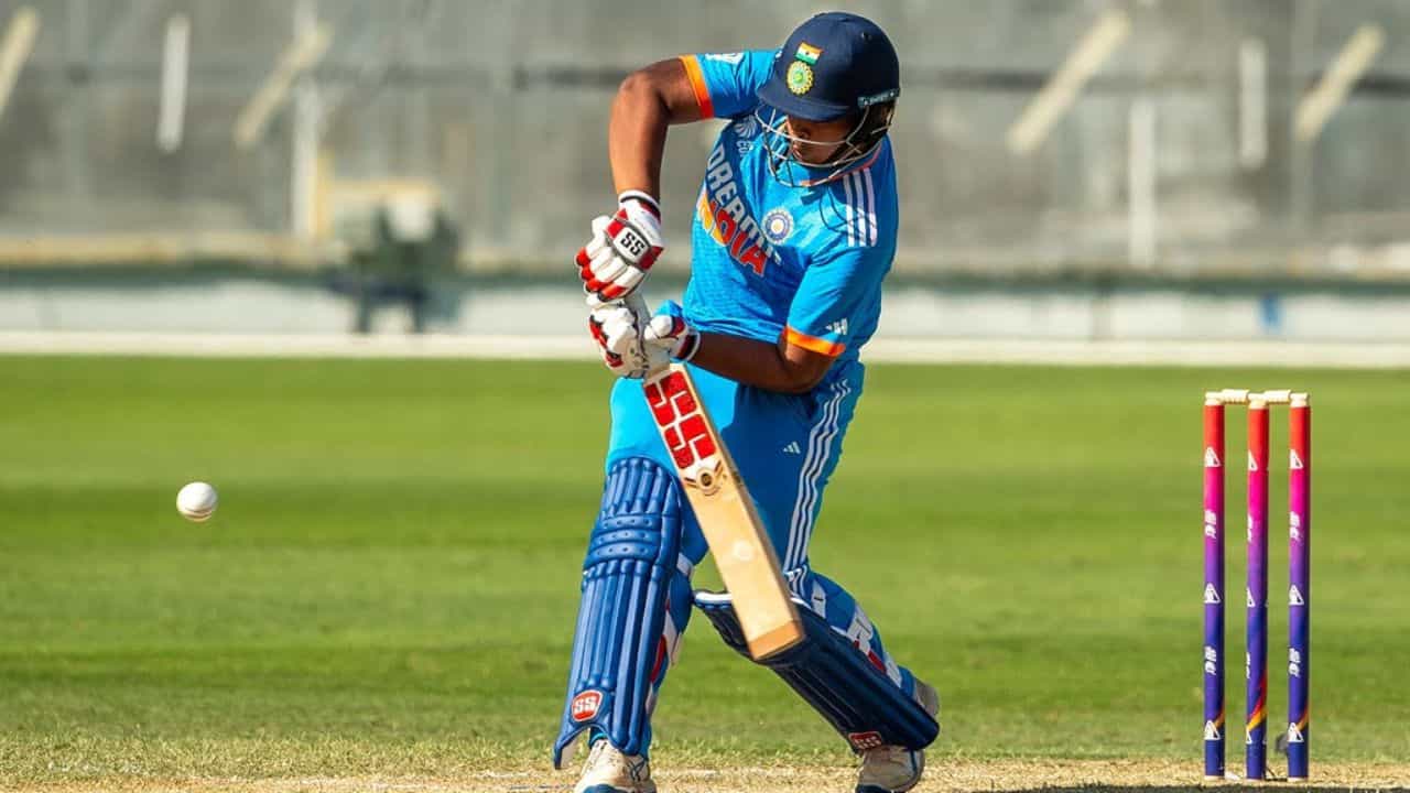 India vs Japan: জাপানের বিরুদ্ধেও বড় ইনিংস এল না 'কোটিপতি' বৈভব সূর্যবংশীর India vs Japan: জাপানের বিরুদ্ধেও বড় ইনিংস এল না 'কোটিপতি' বৈভব সূর্যবংশীর