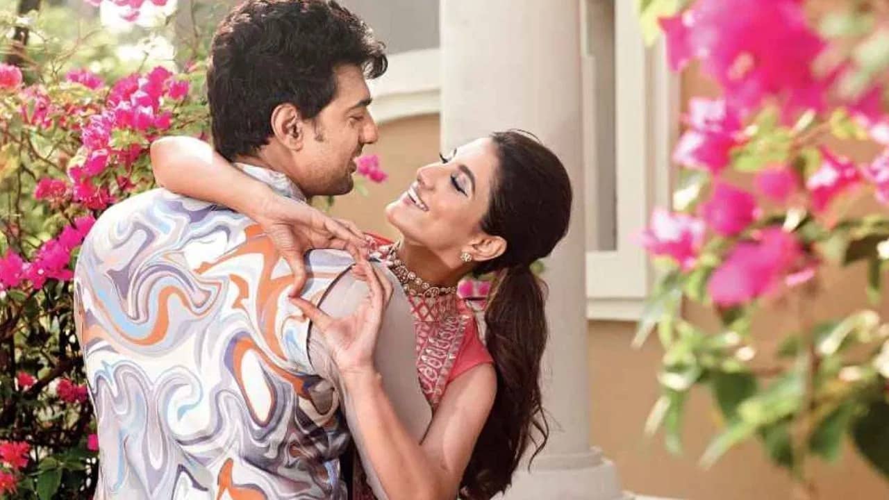কেন রুক্মিনীকে জীবনে বিশেষ জায়গা দিয়েছেন দেব? কারণ জানালেন নিজেই