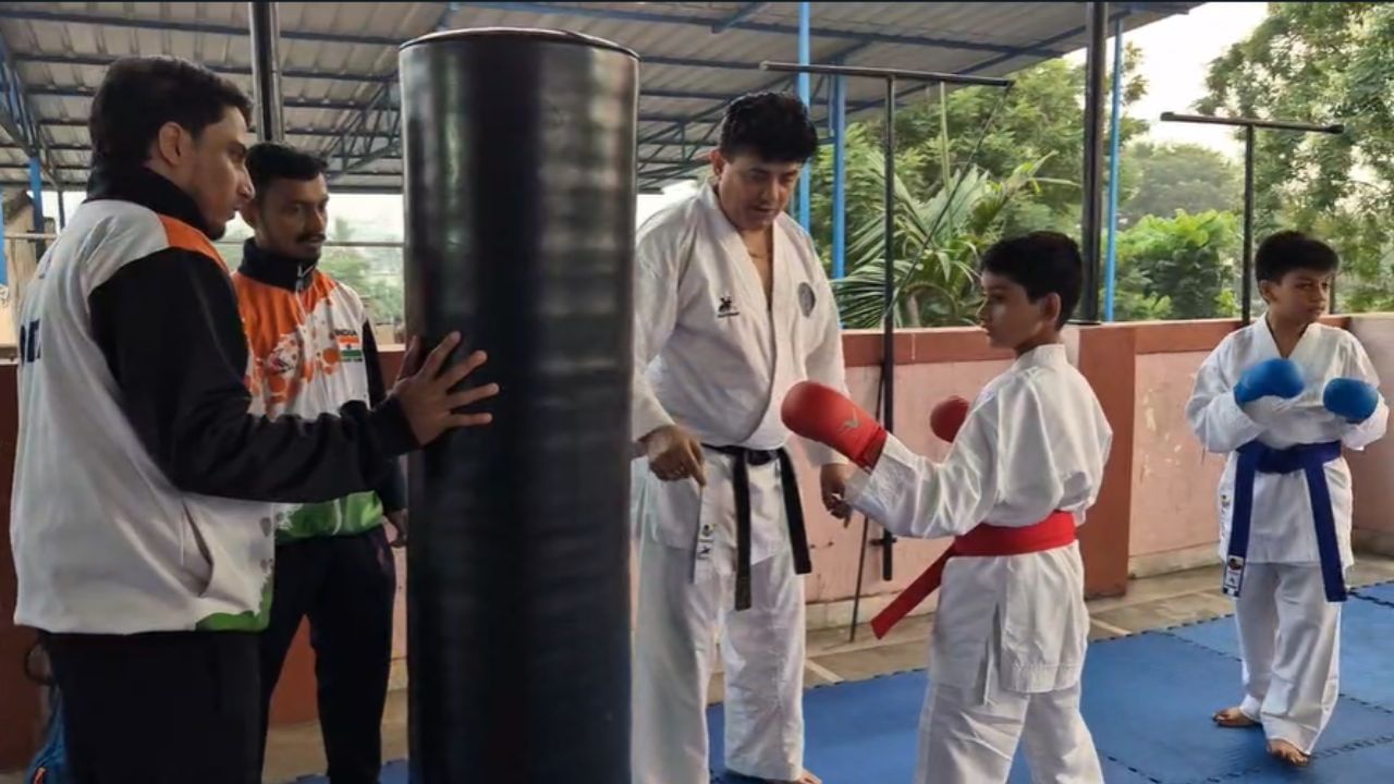 kids practicing karate