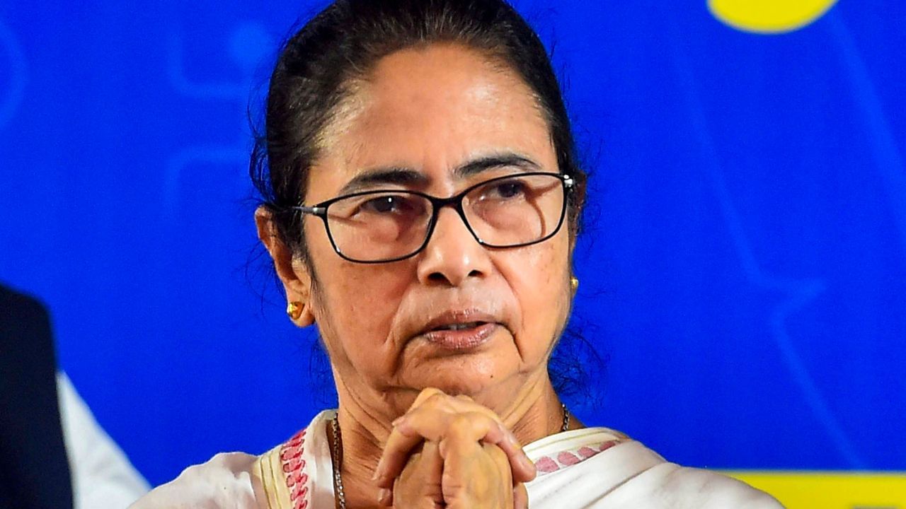 Mamata Banerjee: এদের কাছে চিরঋণী থেকে যাবেন মমতা, নিজেই বললেন নাম