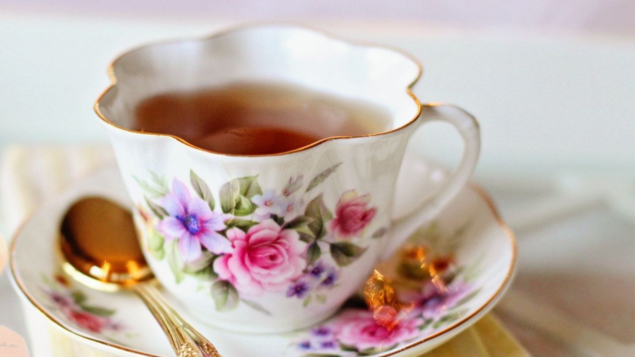 ভারতীয়রা চা-প্রেমী। তার প্রমাণ মিলেছে জ্যোমাটোর অর্ডারেও। বছরভর ৭৭ লক্ষ ৭৬ হাজার ৭২৫টি অর্ডার এসেছে চায়ের। 