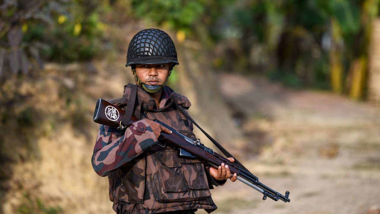 ইউনাইটেড লিগ অব আরাকান আগে একটি বিবৃতিতে এই সমস্যার সমাধানের ক্ষেত্রে অনান্য দেশগুলির সমর্থনের বিষয়টিও উল্লেখ করেছে। সেই বিবৃতিটি ইউনাইটেড লিগ অব আরাকান চিনা ভাষাতেও সেই বিবৃতি জারি করে। রাখাইন প্রদেশে ভারত ও চিনের মতো দেশগুলির বিদেশী বিনিয়োগের বিষয়টি সুরক্ষিত এবং নিশ্চিত করতেও তৎপর আরাকান আর্মি। 