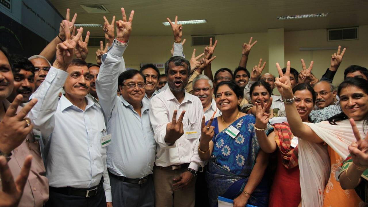 8th Pay Commission: সরকারি কর্মচারীদের জন্য সুখবর, মিলল অনুমোদন! এবার অনেকটাই বাড়বে বেতন