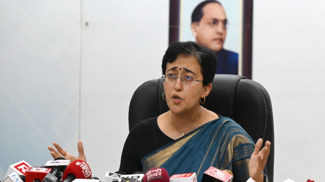 Delhi Cm Atishi Marlena: 'আমাকে ঘরছাড়া করতে চায় বিজেপি', নির্বাচনের 