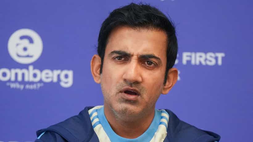 Team India: বিরাট-রোহিতদের পারিবারিক সফরে কেন ফতোয়া বোর্ডের? গম্ভীরের জন্যই!
