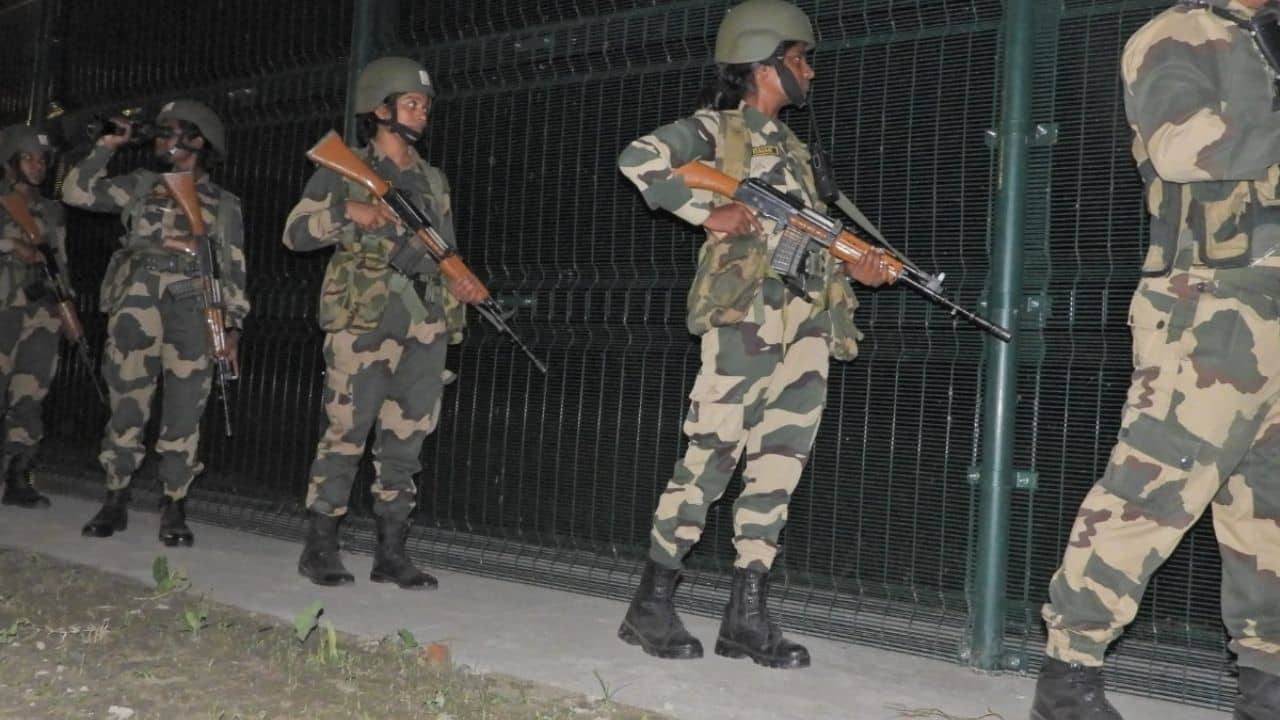 BSF: আর কোনওভাবে রেয়াত নয়, ফুল অ্যাকশনে BSF, সীমান্তে চালিয়ে দিল গুলি