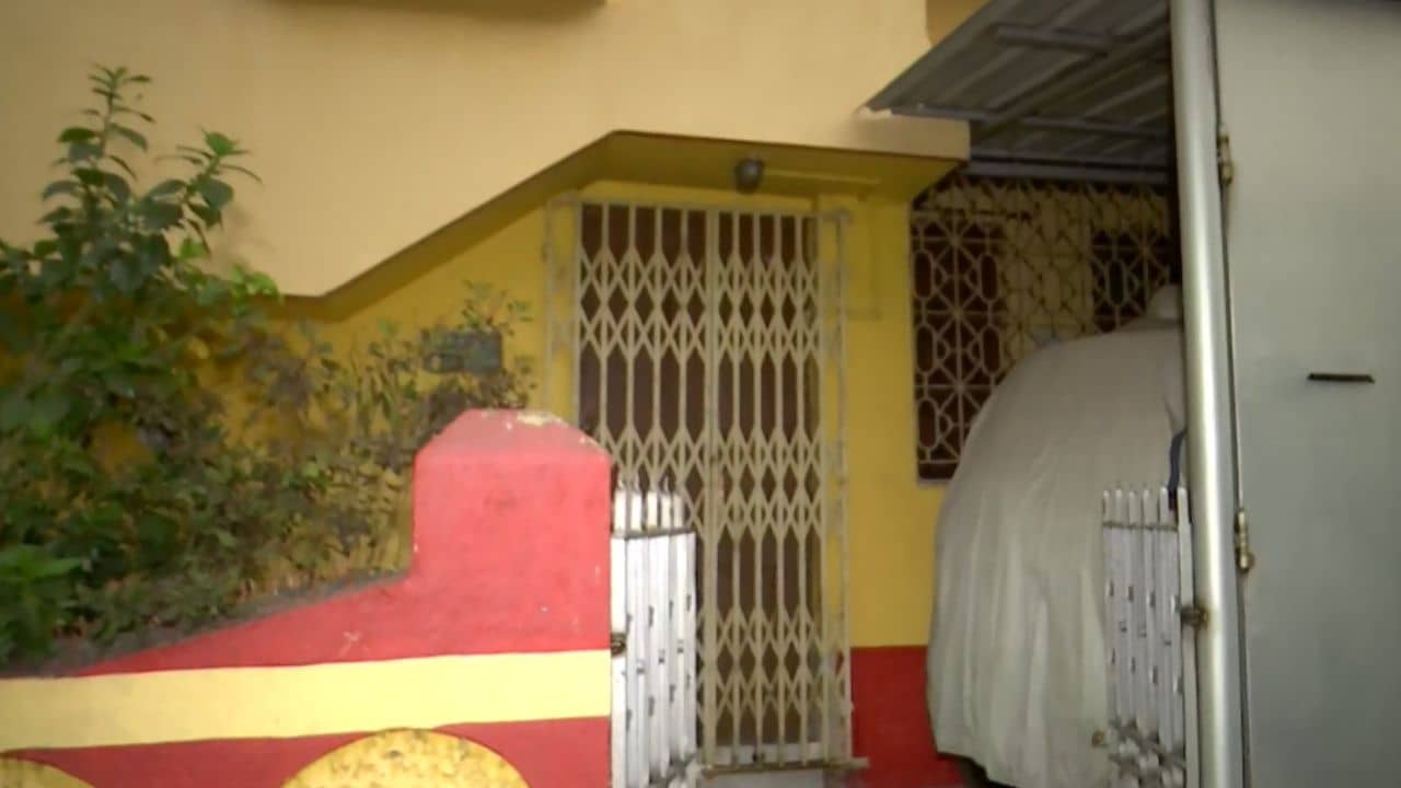 Behala: ফাঁকা বাড়িটাই টার্গেট ছিল, ভরদুপুরে বেহালায় যা হল প্রতিবেশীরা চমকে গেলেন