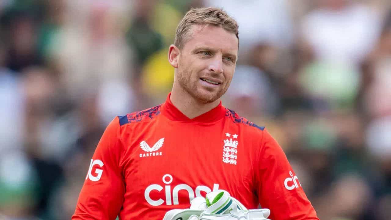 IND vs ENG: কিপিংয়ে নেই বাটলার, স্কাই-গম্ভীরদের চাপে ফেলতে 'KKR' ফাঁদ ম্যাকালামের! IND vs ENG: কিপিংয়ে নেই বাটলার, স্কাই-গম্ভীরদের চাপে ফেলতে 'KKR' ফাঁদ ম্যাকালামের!