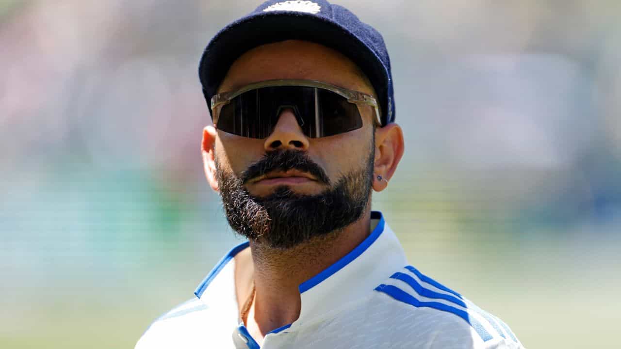 Virat Kohli: ক্রিকেটের ঊর্ধ্বে পরিবার, গৃহপ্রবেশের জন্য রঞ্জি ট্রফিতে খেলবেন না বিরাট কোহলি! Virat Kohli: ক্রিকেটের ঊর্ধ্বে পরিবার, গৃহপ্রবেশের জন্য রঞ্জি ট্রফিতে খেলবেন না বিরাট কোহলি!