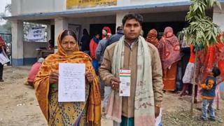 Maldah: খেতে খেতেই ফোন ধরেছিলেন, আর সেটাই হয়ে গেল ভুল! এক নিমেষে নিঃস্ব পুরোহিত পরিবার