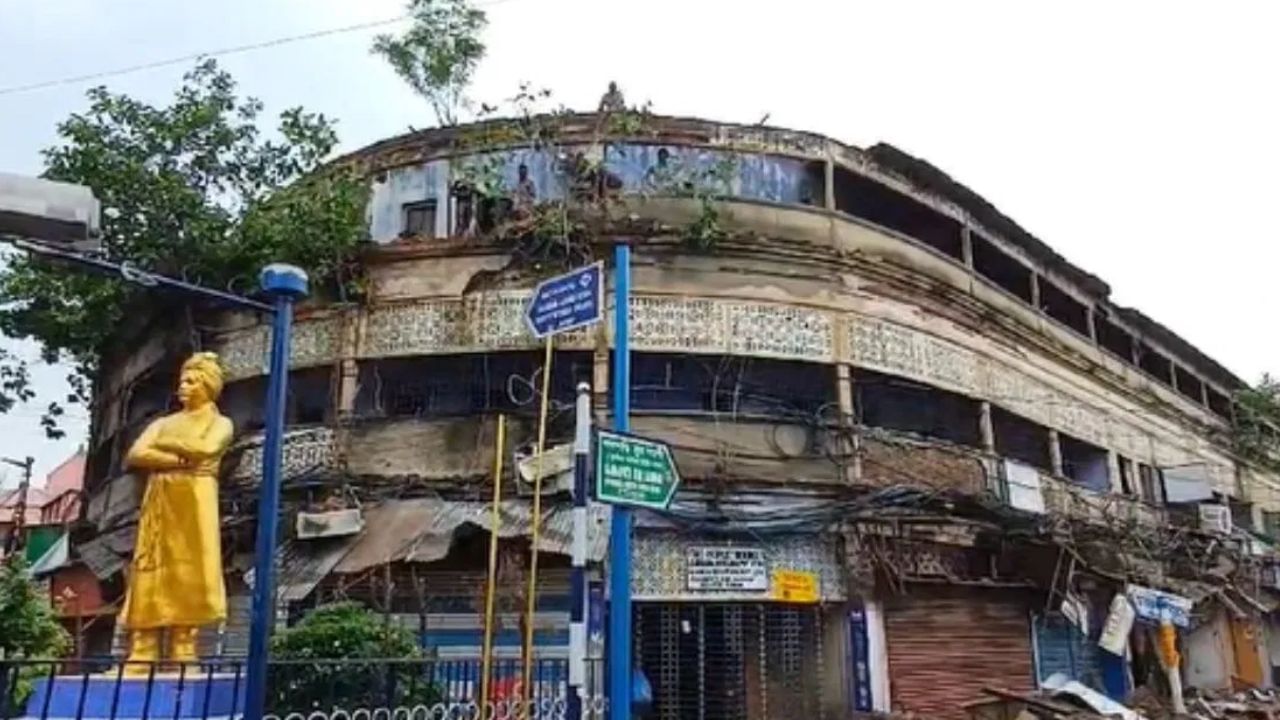 Dumdum: দমদম এলাকায় কি এবার থেকে নেটওয়ার্কের সমস্যা হবে? কারণ... Dumdum: দমদম এলাকায় কি এবার থেকে নেটওয়ার্কের সমস্যা হবে? কারণ...