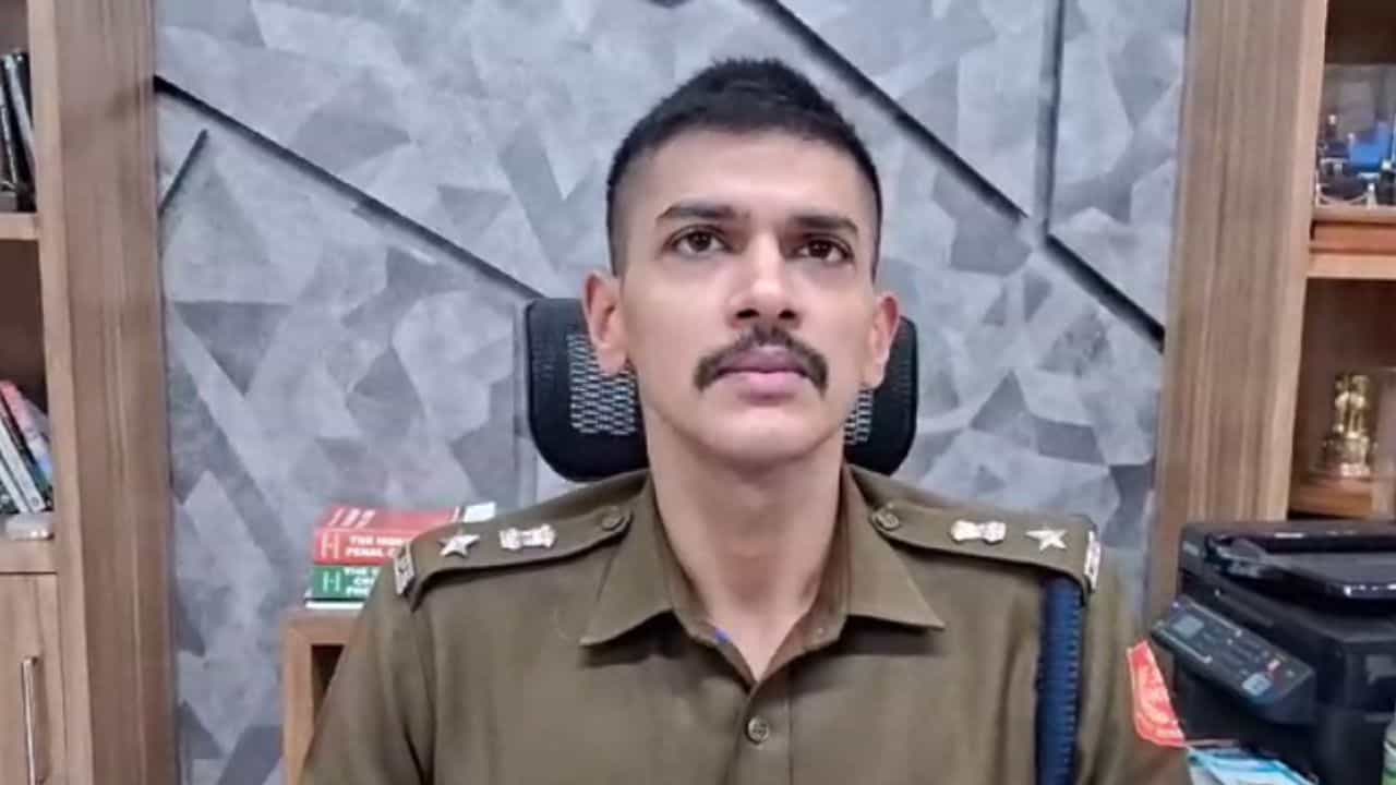 Durgapur: দুর্গাপুরে একটা বড় ঘটনা ঘটাত ওরা, তবে... Durgapur: দুর্গাপুরে একটা বড় ঘটনা ঘটাত ওরা, তবে...