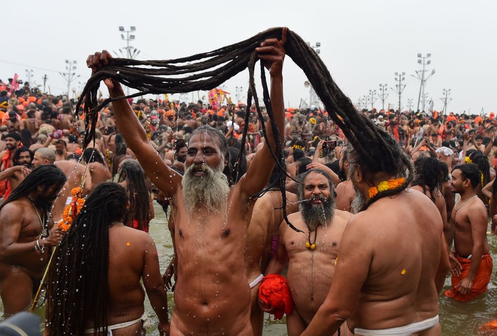 Naga Sanyasi: কতটা সহজ, কতটাই বা কঠিন? নাগা সন্ন্যাসী হওয়ার নিয়ম জানেন?