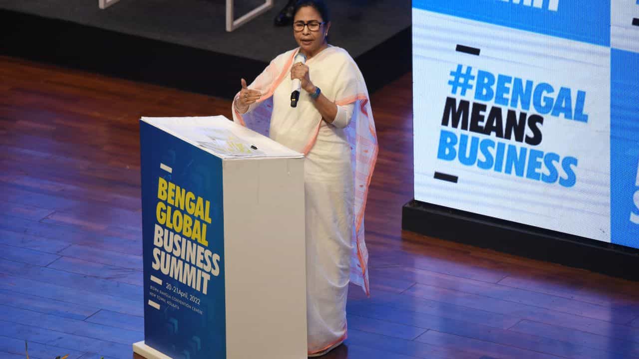 BGBS 2025: বিশ বাঁও জলে তাজপুর বন্দর! 'ক্ষত' সঙ্গী করেই নতুন বাণিজ্য সম্মেলনের দিনক্ষণ ঘোষণা রাজ্যের