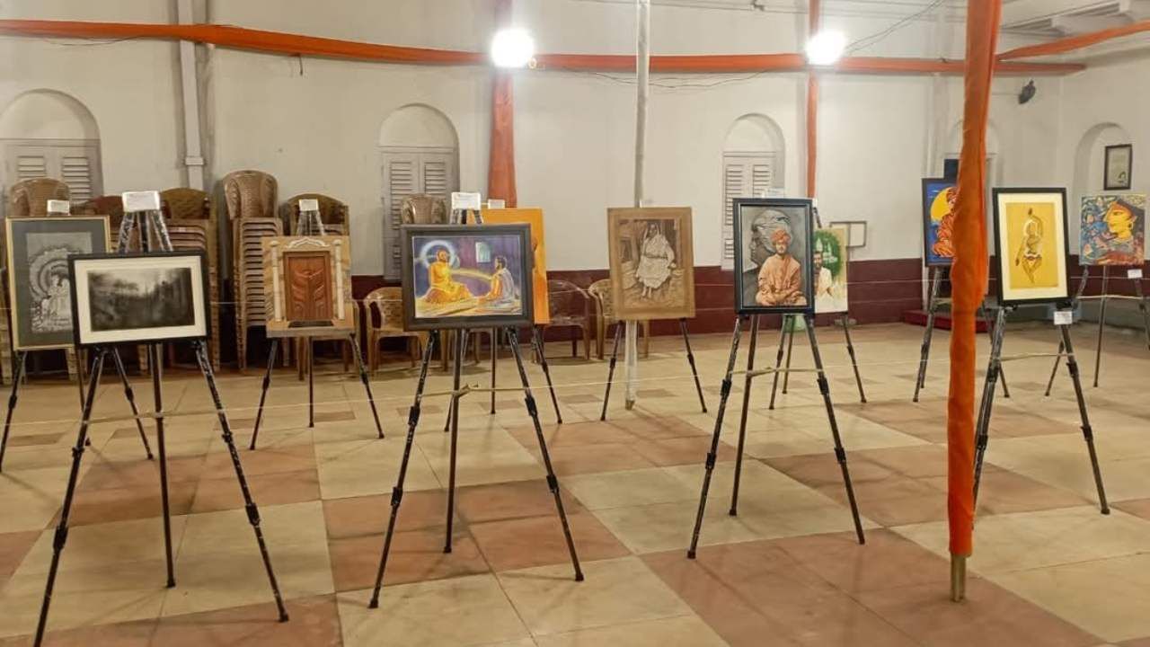 Exhibition: ইতিহাসের পাতায় হাঁটছে কলকাতা, উত্তরে বসল অভিনব চিত্র প্রদর্শনীর আসর