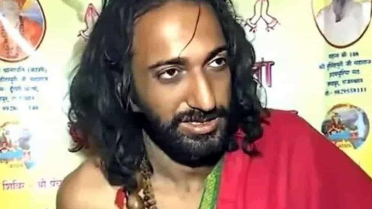 IITian Baba Expelled: 'যদি কিছু বেফাঁস বলে ফেলি...', এবার আখড়া থেকে 'তাড়ানো' নিয়ে মুখ খুললেন 'IIT য়ান বাবা' IITian Baba Expelled: 'যদি কিছু বেফাঁস বলে ফেলি...', এবার আখড়া থেকে 'তাড়ানো' নিয়ে মুখ খুললেন 'IIT য়ান বাবা'