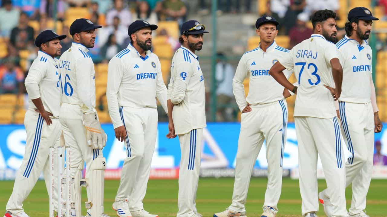 India vs England: বর্ডার-গাভাসকর ট্রফি থেকে শিক্ষা, ইংল্যান্ডে প্রস্তুতি ম্যাচ খেললে মিলবে একাদশের টিকিট! India vs England: বর্ডার-গাভাসকর ট্রফি থেকে শিক্ষা, ইংল্যান্ডে প্রস্তুতি ম্যাচ খেললে মিলবে একাদশের টিকিট!