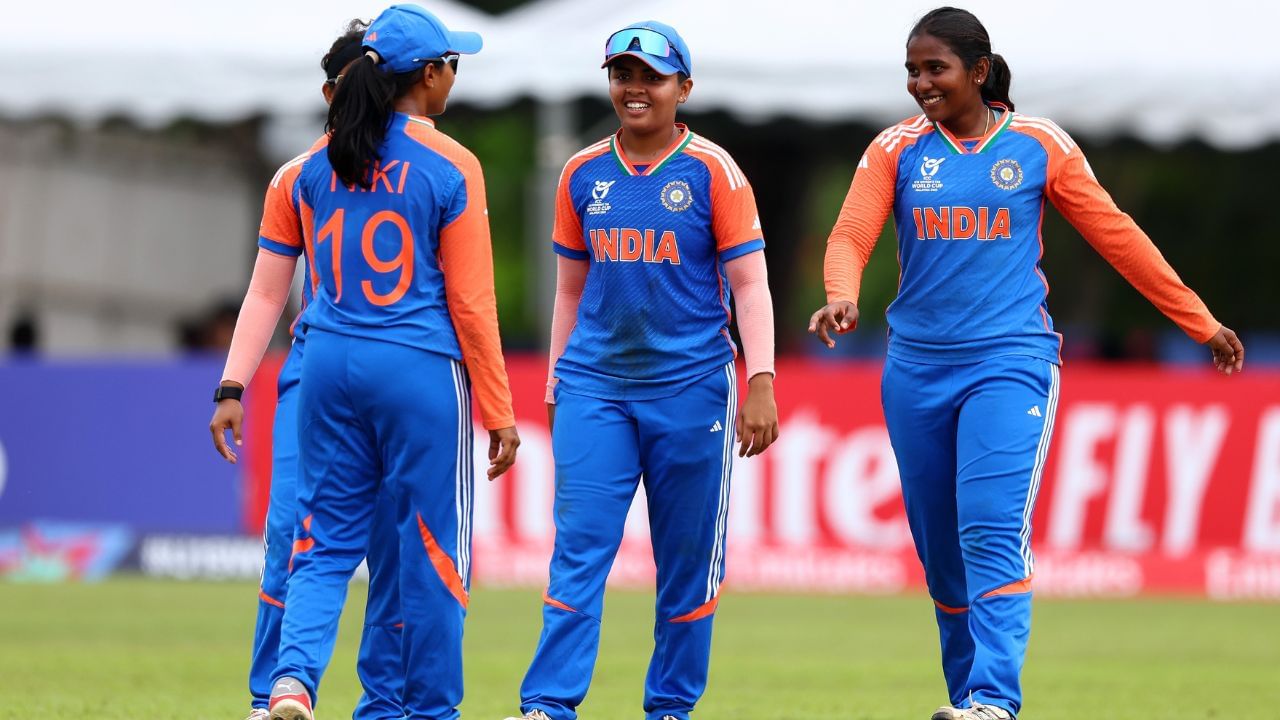 India vs England WOMEN (7)