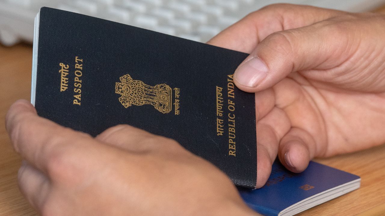 World's Most Strongest Passport: কার পাসপোর্টে কত দম? বিশ্ব দরবারে পাকিস্তানকে মার ভারতের