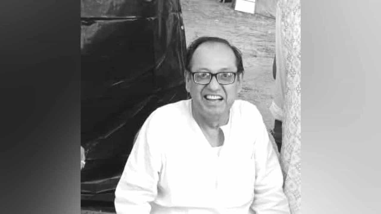 Jiban Mukherjee: 'শেষ ক'টা বছর অত্যন্ত কষ্টে কাটিয়েছেন, এর জন্যও দায়ী শাসকদলের একাংশ', ঐতিহাসিক জীবন মুখোপাধ্যায়ের মৃত্যুর পর বিস্ফোরক তত্ত্ব Jiban Mukherjee: 'শেষ ক'টা বছর অত্যন্ত কষ্টে কাটিয়েছেন, এর জন্যও দায়ী শাসকদলের একাংশ', ঐতিহাসিক জীবন মুখোপাধ্যায়ের মৃত্যুর পর বিস্ফোরক তত্ত্ব