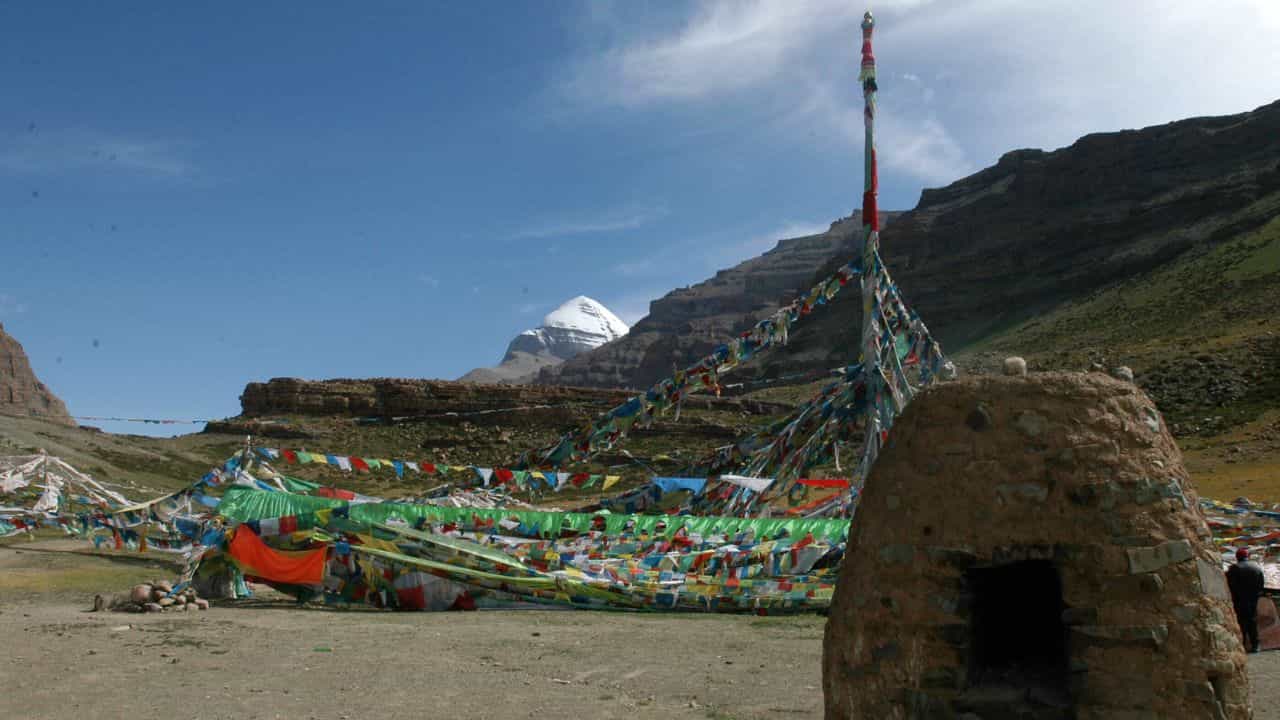Kailash Mansarovar Yatra: খুলে গেল দ্বার, বাধা হবে না চিন! নতুন বছরে শুরু হচ্ছে কৈলাস-মানস সরোবর যাত্রা Kailash Mansarovar Yatra: খুলে গেল দ্বার, বাধা হবে না চিন! নতুন বছরে শুরু হচ্ছে কৈলাস-মানস সরোবর যাত্রা