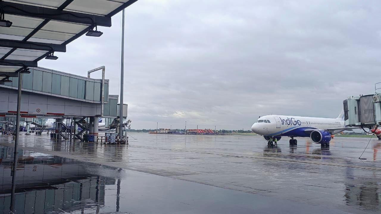 Malda Airport: মালদায় উঠবেন, কলকাতায় নামবেন! দশক পেরিয়ে আকাশপথেই ফের জুড়ল 'দুই বঙ্গ'