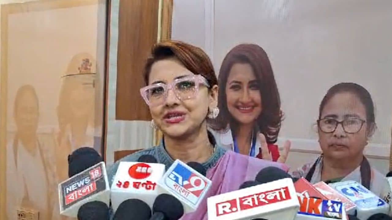 Hooghly: বিধায়ক নাকি বাচ্চা হয়ে গিয়েছেন, রচনা বললেন উনি তো বেবি!