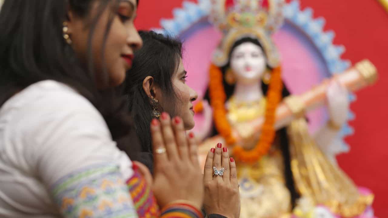 Weather Update: সরস্বতী পুজোয় কতটা ঠান্ডা থাকবে বাংলায়? জেনে নিন শীতের শেষবেলার আপডেট Weather Update: সরস্বতী পুজোয় কতটা ঠান্ডা থাকবে বাংলায়? জেনে নিন শীতের শেষবেলার আপডেট