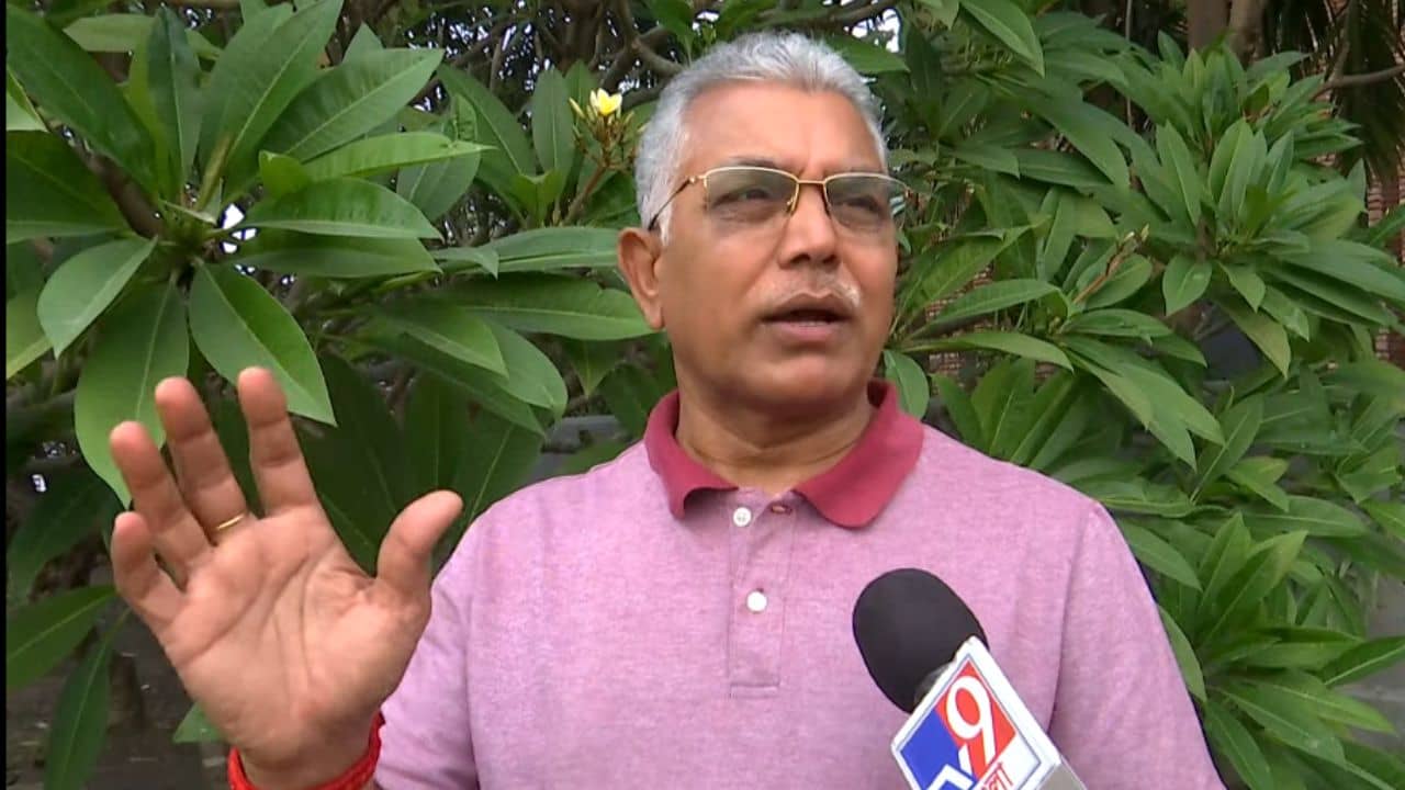 Dilip Ghosh on Mahakumbha: ভিড়ভাড় হলে আমাদের দেশে ২-৪টে লোক মারা যায়, মহাকুম্ভের দুর্ঘটনা প্রসঙ্গে বললেন দিলীপ ঘোষ