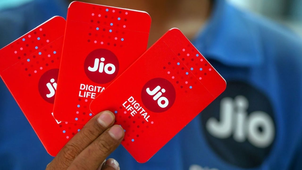 5G তো শুনেছেন, এবার Jio আনল 'সাড়ে পাঁচ', টেলিকম দুনিয়ায় নয়া বিপ্লব