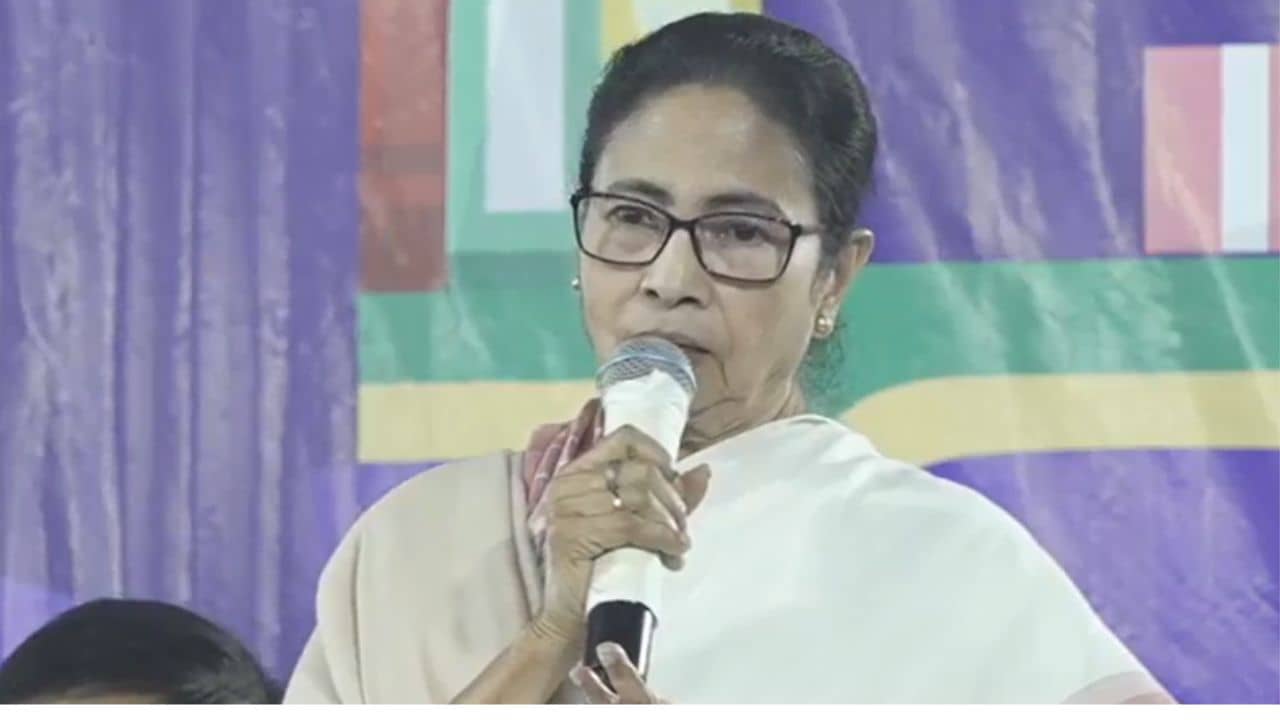 Mamata Banerjee: এবারের বইমেলায় আরও বেশি বই বিক্রি হবে, আশাবাদী মমতা