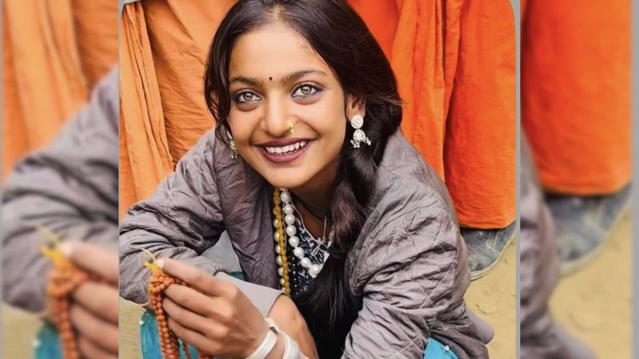 Monalisa at Kumbh: মহাকুম্ভে দশ দিনে দশ কোটি টাকা আয় ভাইরাল মোনালিসার? প্রকাশ্যে আসল সত্যি