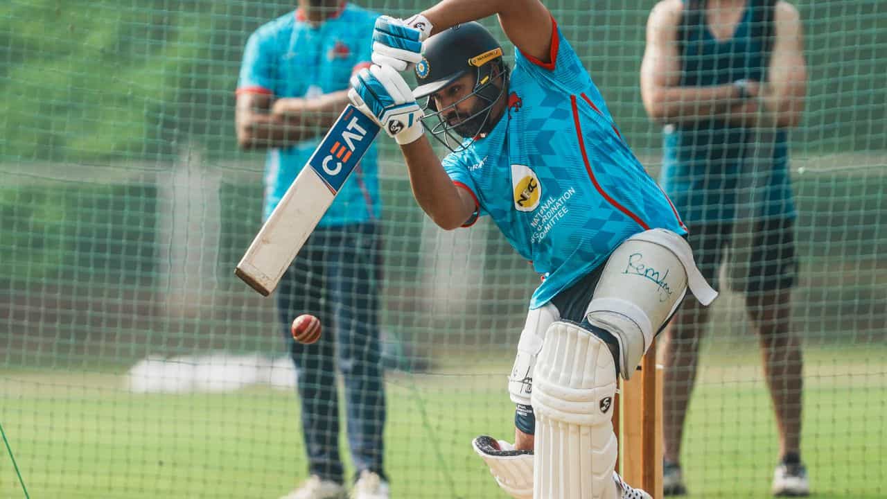 Rohit Sharma: রঞ্জি প্রত্যাবর্তনে রোহিতের ব্যাটে বড় রান আসবে, নিশ্চিত মুম্বই ক্যাপ্টেন Rohit Sharma: রঞ্জি প্রত্যাবর্তনে রোহিতের ব্যাটে বড় রান আসবে, নিশ্চিত মুম্বই ক্যাপ্টেন