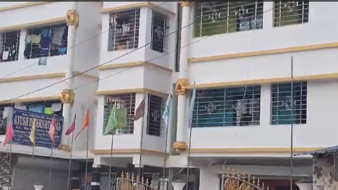 Digha: বর্ষশেষের পার্টিতে পর্যটক যে এমনও করতে পারেন, দুঃস্বপ্নেও ভাবেননি হোটেলের কর্মী-মালিকরা, বর্ষশেষের রাতে নিউ দিঘার হোটেলে ভয়ঙ্কর কাণ্ড Digha: বর্ষশেষের পার্টিতে পর্যটক যে এমনও করতে পারেন, দুঃস্বপ্নেও ভাবেননি হোটেলের কর্মী-মালিকরা, বর্ষশেষের রাতে নিউ দিঘার হোটেলে ভয়ঙ্কর কাণ্ড