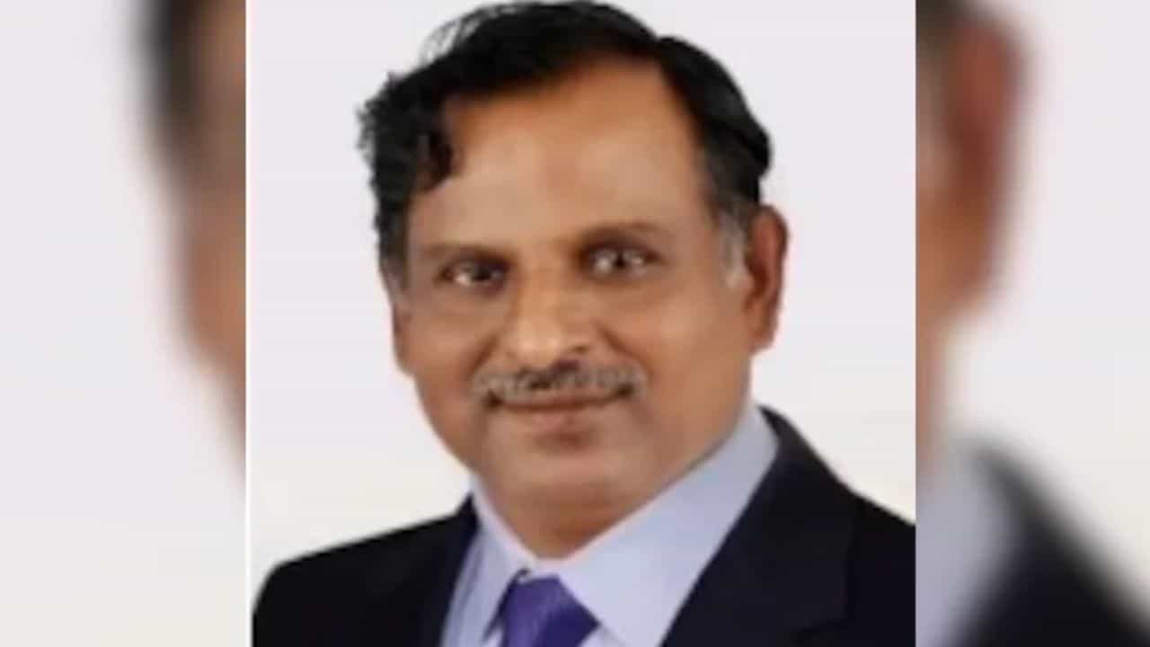 সোমনাথের থেকে নারায়ণের হাতে মহাকাশ অভিযানের দায়িত্ব, নতুন ISRO প্রধানের রয়েছে বাংলার সঙ্গে গভীর যোগ সোমনাথের থেকে নারায়ণের হাতে মহাকাশ অভিযানের দায়িত্ব, নতুন ISRO প্রধানের রয়েছে বাংলার সঙ্গে গভীর যোগ