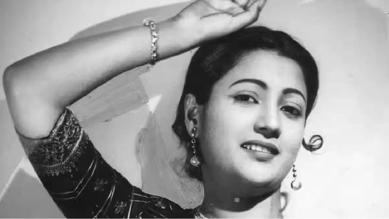 নায়িকা যখন গায়িকা,জানেন কি সুচিত্রা সেন নিজের গানও রেকর্ড করেছিলেন!