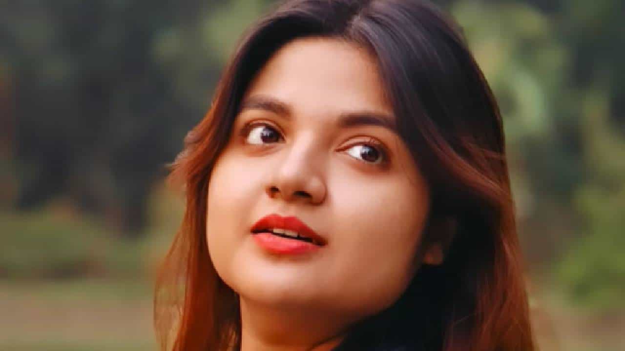 মন খারাপ রণিতার, জীবনের সবচেয়ে কাছের মানুষকে হারিয়ে ভেঙে পড়লেন নায়িকা মন খারাপ রণিতার, জীবনের সবচেয়ে কাছের মানুষকে হারিয়ে ভেঙে পড়লেন নায়িকা
