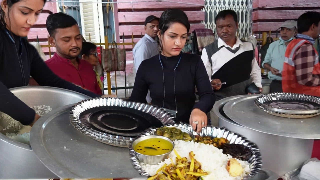 মাসে খরচ ২ লক্ষ টাকা!জানেন নন্দিনীদির হোটেলে পাঁঠার মাংসের দাম কত? মাসে খরচ ২ লক্ষ টাকা!জানেন নন্দিনীদির হোটেলে পাঁঠার মাংসের দাম কত?