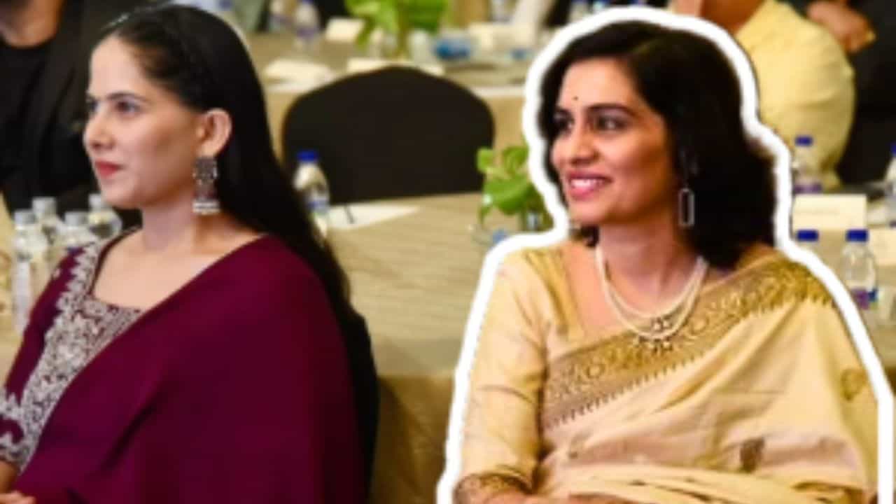 Success Story: বোনকে দেখে সাধ হয়েছিল UPSC-এর! ছেড়ে দিয়েছিলেন RBI-র চাকরি, তারপর... Success Story: বোনকে দেখে সাধ হয়েছিল UPSC-এর! ছেড়ে দিয়েছিলেন RBI-র চাকরি, তারপর...