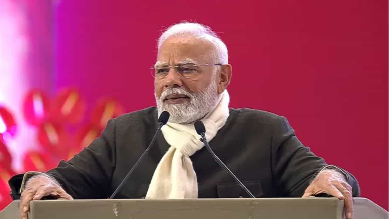 Narendra Modi: 'যুবশক্তিতে ভর করেই উন্নত দেশ হবে ভারত', আত্মবিশ্বাসী মোদী Narendra Modi: 'যুবশক্তিতে ভর করেই উন্নত দেশ হবে ভারত', আত্মবিশ্বাসী মোদী