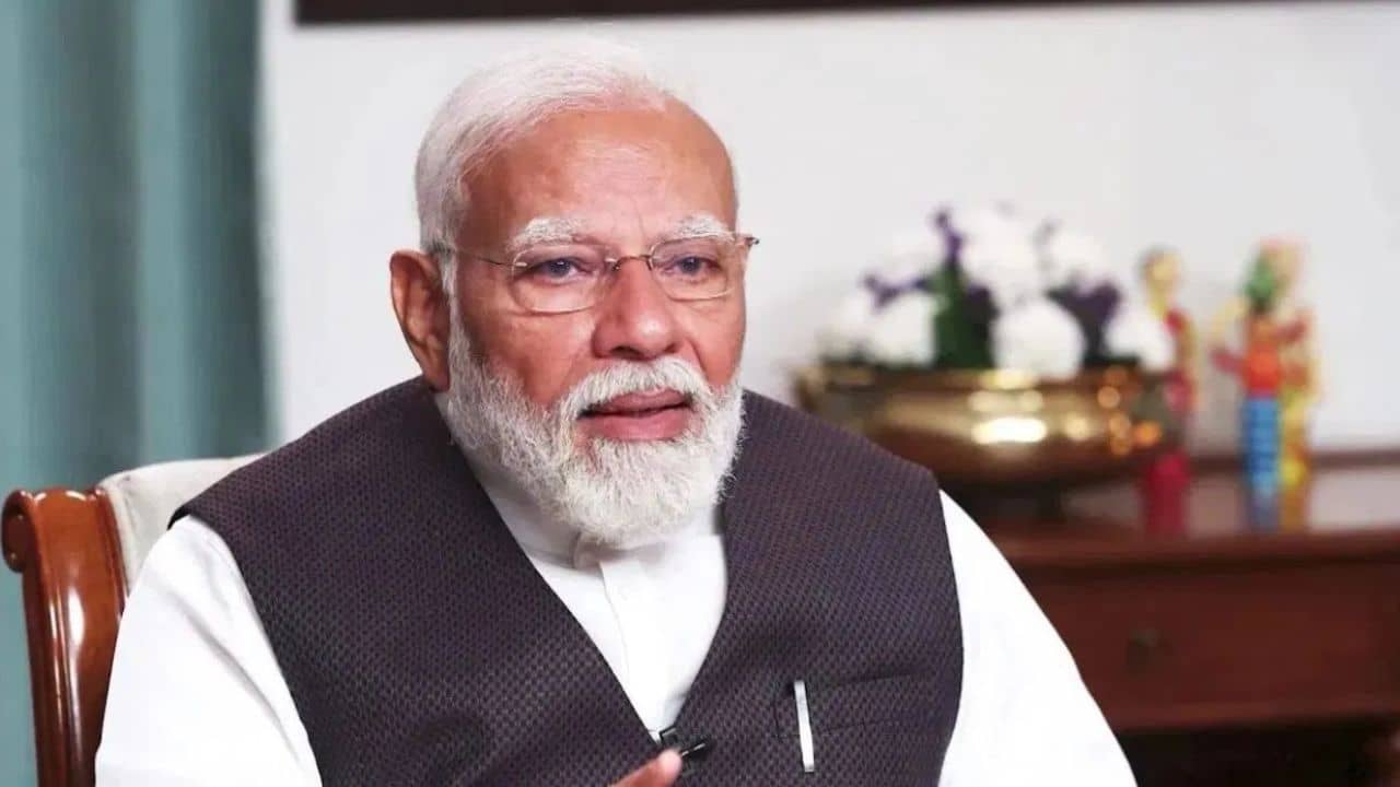 PM Modi: অমিতাভ, শাহরুখ, পিচাইদের সঙ্গে ভিডিয়ো কনফারেন্সে কথা বলবেন মোদী