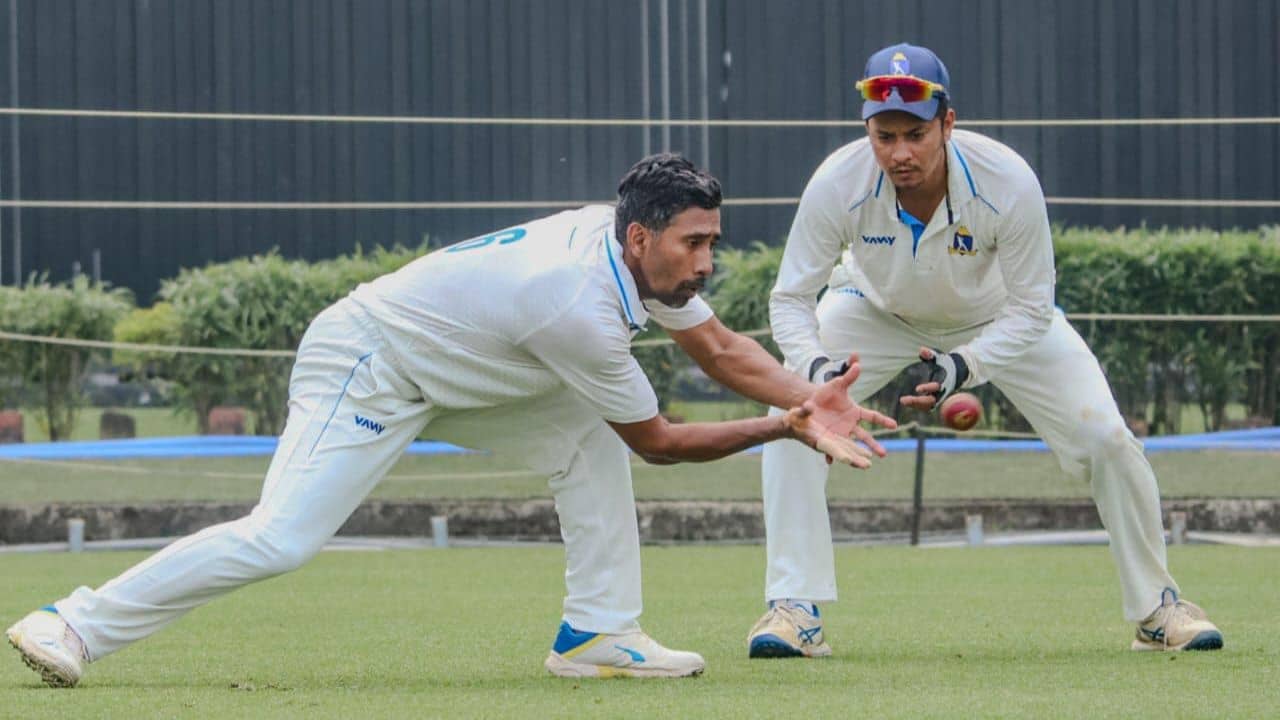 Wriddhiman Saha Retirement Match: মেয়ে বলেছিল আরও একটা বছর খেলতে, কারণ খোলসা করলেন ঋদ্ধি