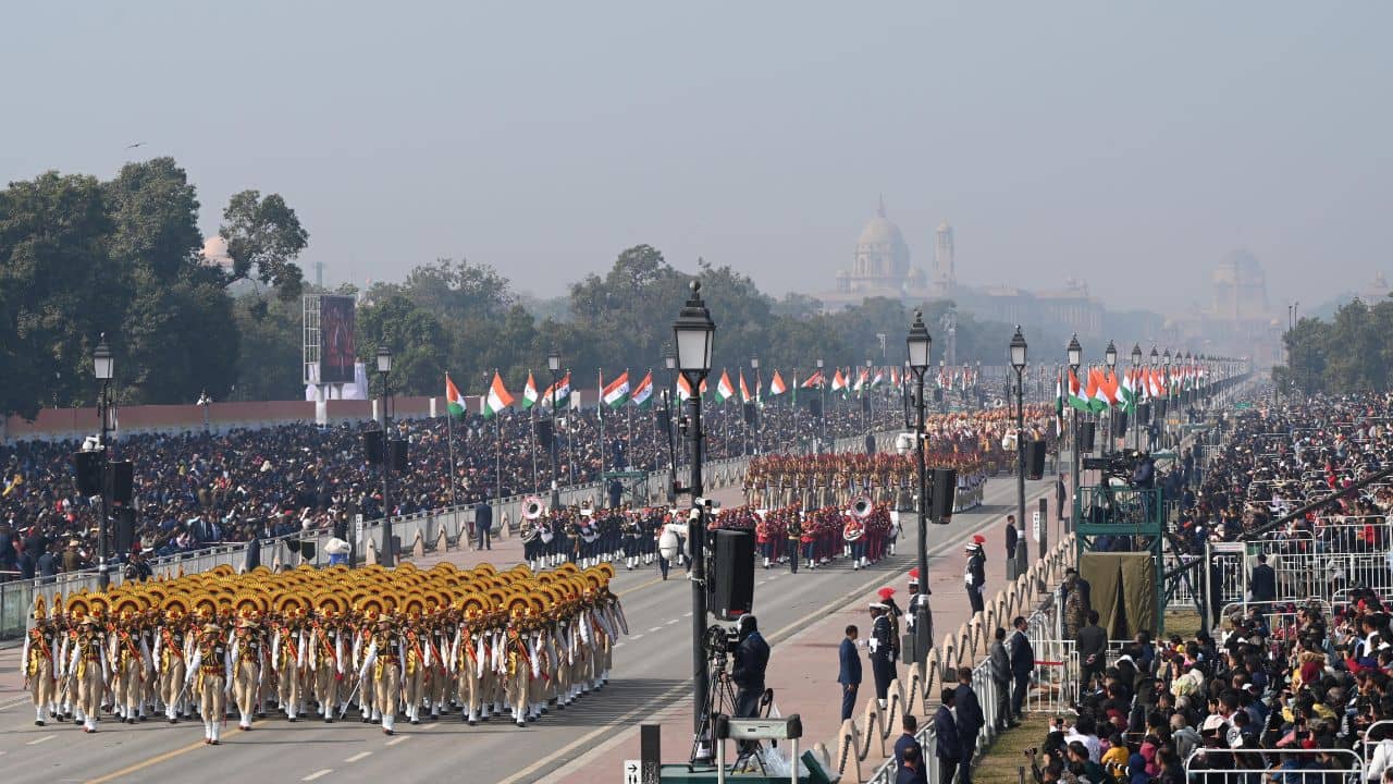 Republic Day 2025: চোখে দেখা যাবে না কিন্তু ওরা আছে, কর্তব্যপথে এদিক থেকে ওদিক হলেই উড়িয়ে দেবে!