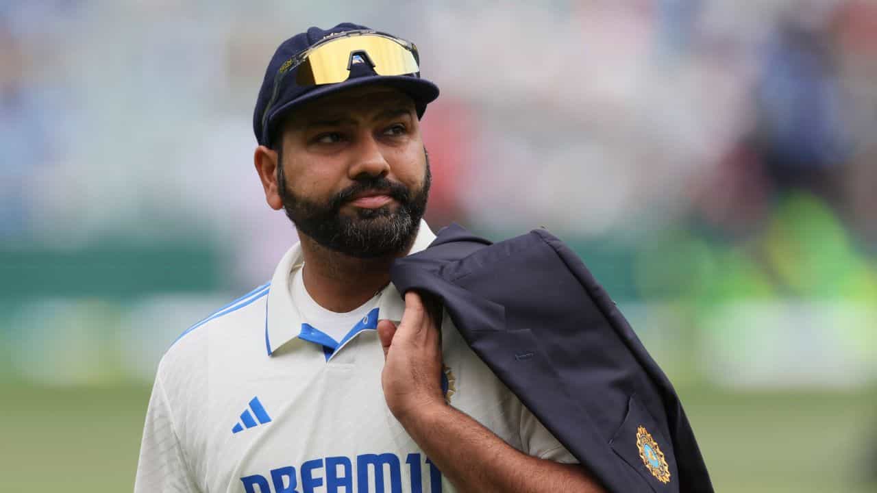 Rohit Sharma: এখনই কোপ নয়, চ্যাম্পিয়ন্স ট্রফির দিকে তাকিয়ে রোহিতেই আস্থা বিসিসিআইয়ের Rohit Sharma: এখনই কোপ নয়, চ্যাম্পিয়ন্স ট্রফির দিকে তাকিয়ে রোহিতেই আস্থা বিসিসিআইয়ের