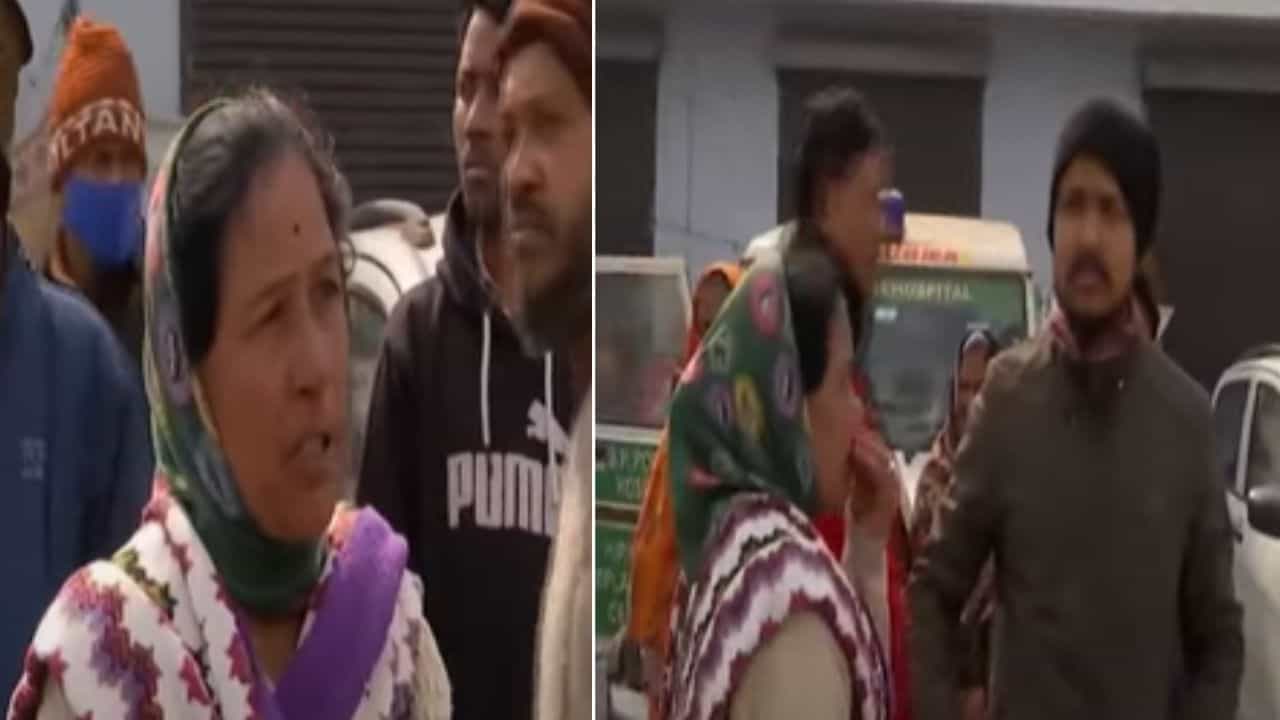 SSKM: কাজে বেরিয়ে দুর্ঘটনায় হাঁটুর নীচ থেকে থেঁতলে গিয়েছে পা! SSKM-এর দীর্ঘক্ষণ ফেলে রাখার অভিযোগ 'ফুড ডেলিভারি বয়'কে! SSKM: কাজে বেরিয়ে দুর্ঘটনায় হাঁটুর নীচ থেকে থেঁতলে গিয়েছে পা! SSKM-এর দীর্ঘক্ষণ ফেলে রাখার অভিযোগ 'ফুড ডেলিভারি বয়'কে!