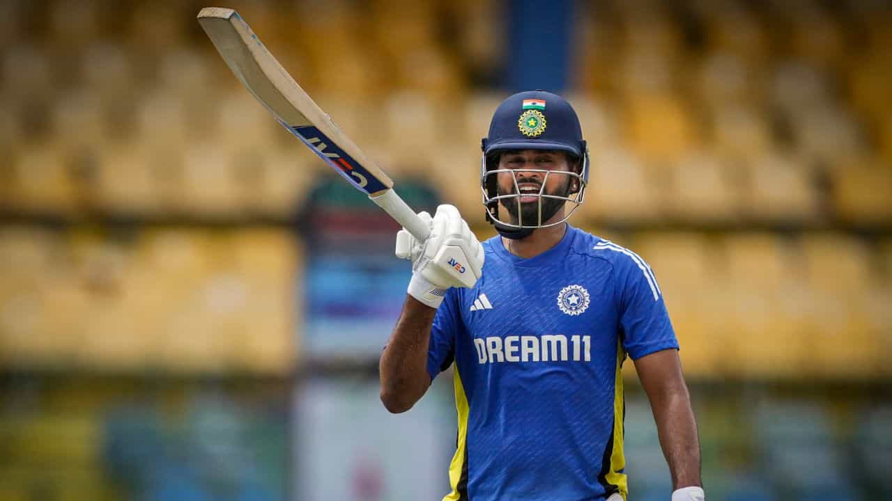 Shreyas Iyer: চ্যাম্পিয়ন্স ট্রফিতে সুযোগ পেলে... আগেভাগেই টার্গেট জানিয়ে দিলেন শ্রেয়স আইয়ার Shreyas Iyer: চ্যাম্পিয়ন্স ট্রফিতে সুযোগ পেলে... আগেভাগেই টার্গেট জানিয়ে দিলেন শ্রেয়স আইয়ার