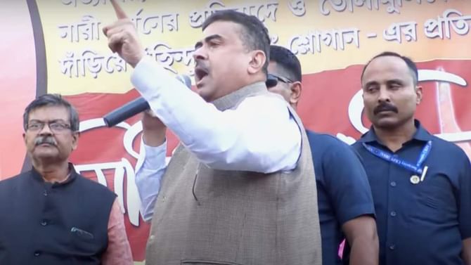 ‘ছাব্বিশে হিন্দু সরকার হবে’, সেকুলার দেশে শুভেন্দুর রণহুঙ্কার