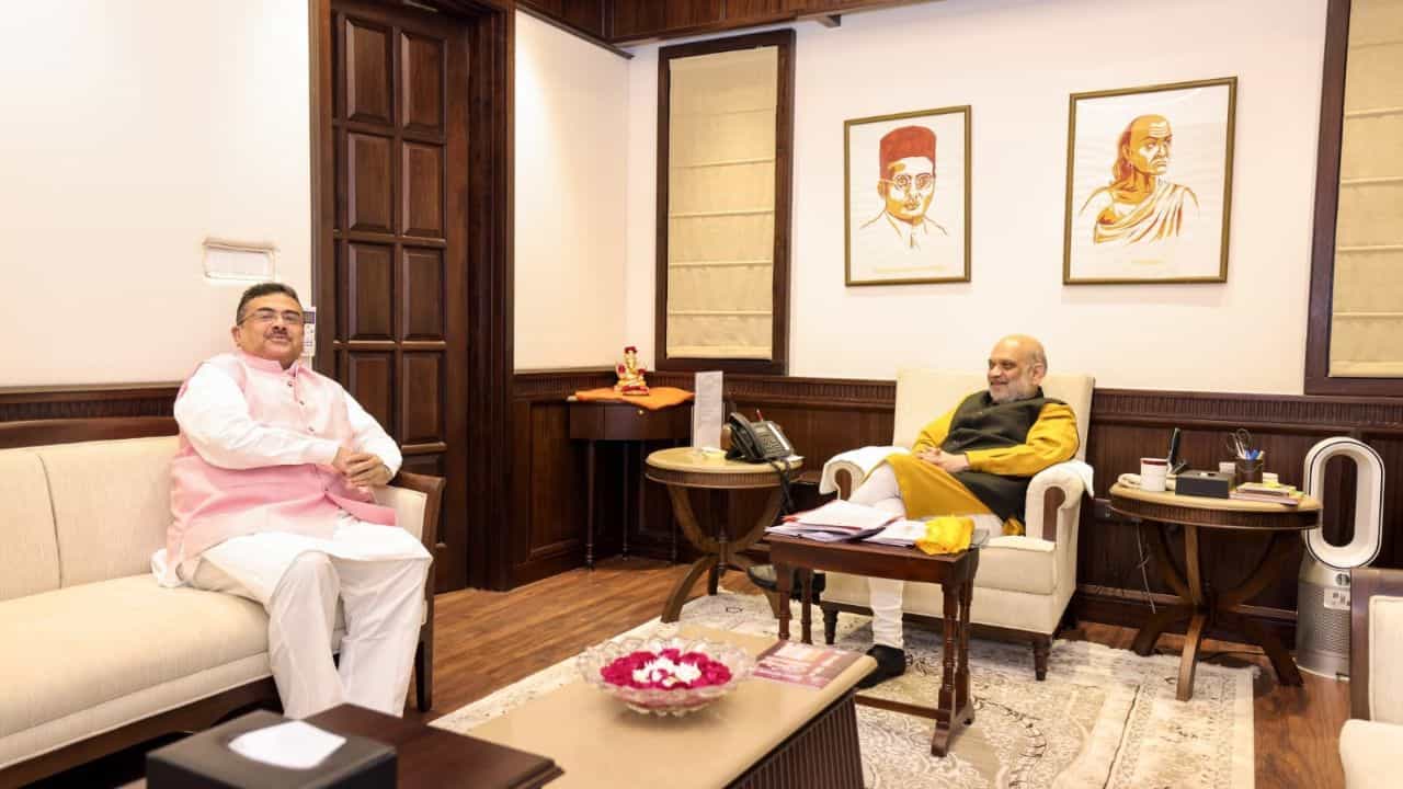 Suvendu meets Shah: দিল্লিতে 'চাণক্য' শাহকে বাংলার পরিস্থিতি জানালেন শুভেন্দু