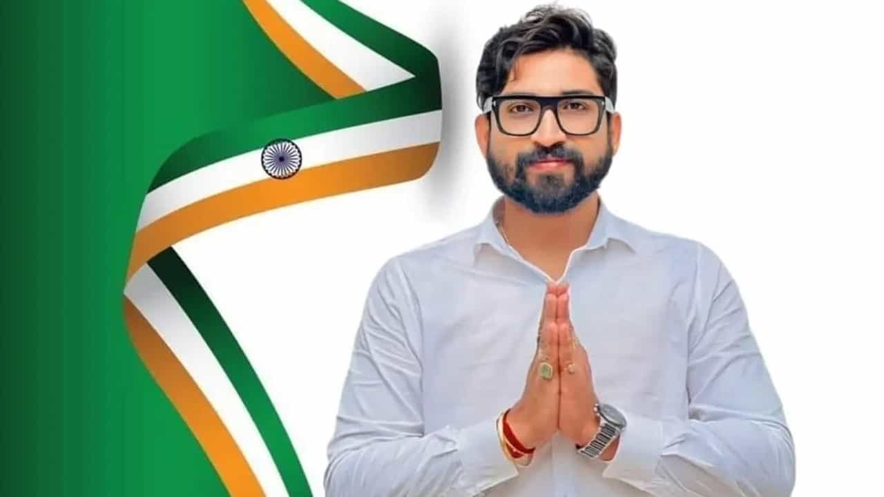 TMC: মারধর, অস্ত্র নিয়ে ভয় দেখানোর অভিযোগ, গ্রেফতার নামকরা বিরিয়ানির দোকানের কর্ণধার TMC: মারধর, অস্ত্র নিয়ে ভয় দেখানোর অভিযোগ, গ্রেফতার নামকরা বিরিয়ানির দোকানের কর্ণধার