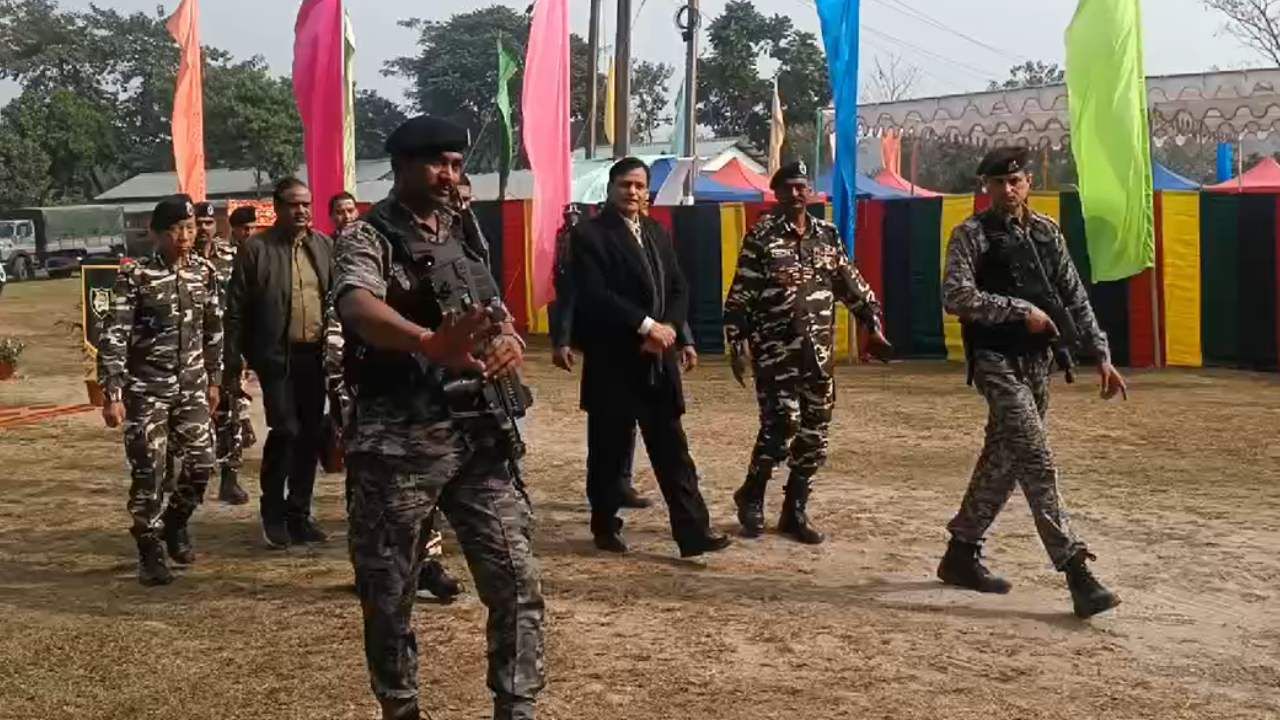 Tension in Border: শুধু বাংলাদেশ নয়, নেপাল সীমান্ত দিয়েও ছড়াচ্ছে সন্ত্রাসের জাল? মন্ত্রীর পা পড়তেই বাড়ছে জল্পনা